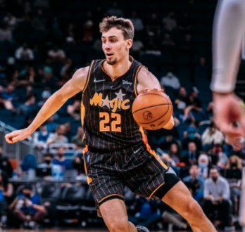 直接搭档卢 直接搭档卢